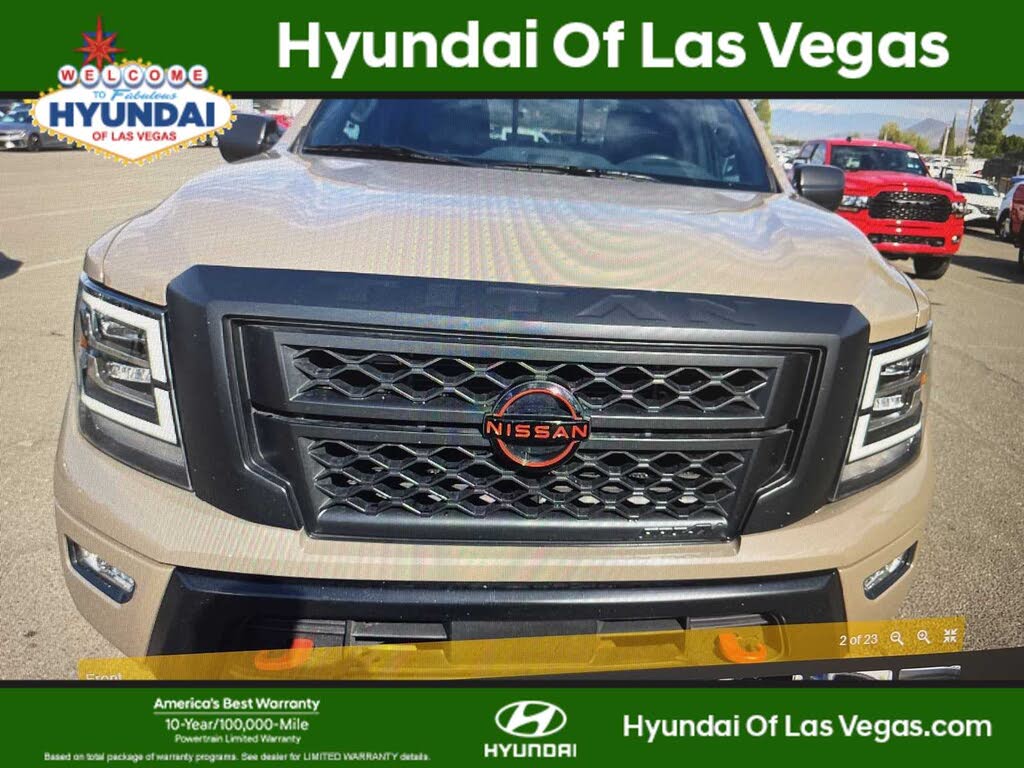 2024 Nissan Titan PRO-4X Crew Cab 4WD