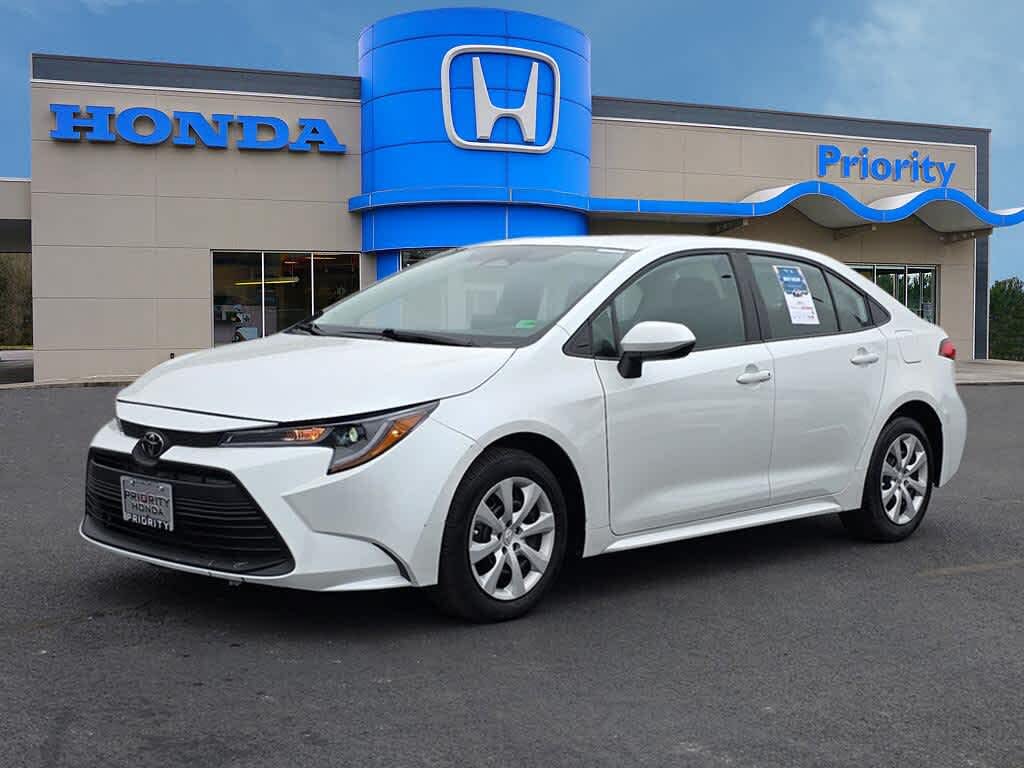 2024 Toyota Corolla LE FWD