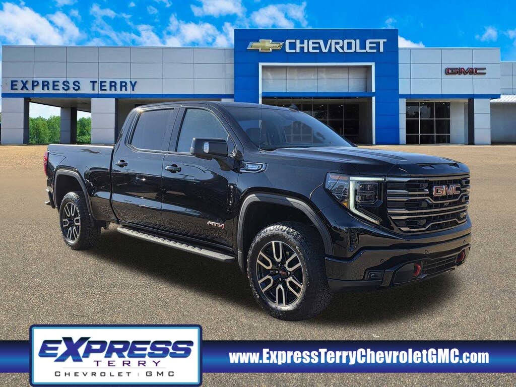 2026 GMC Sierra 1500 AT4 Crew Cab 4WD