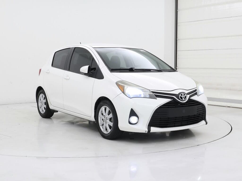 2015 Toyota Yaris LE