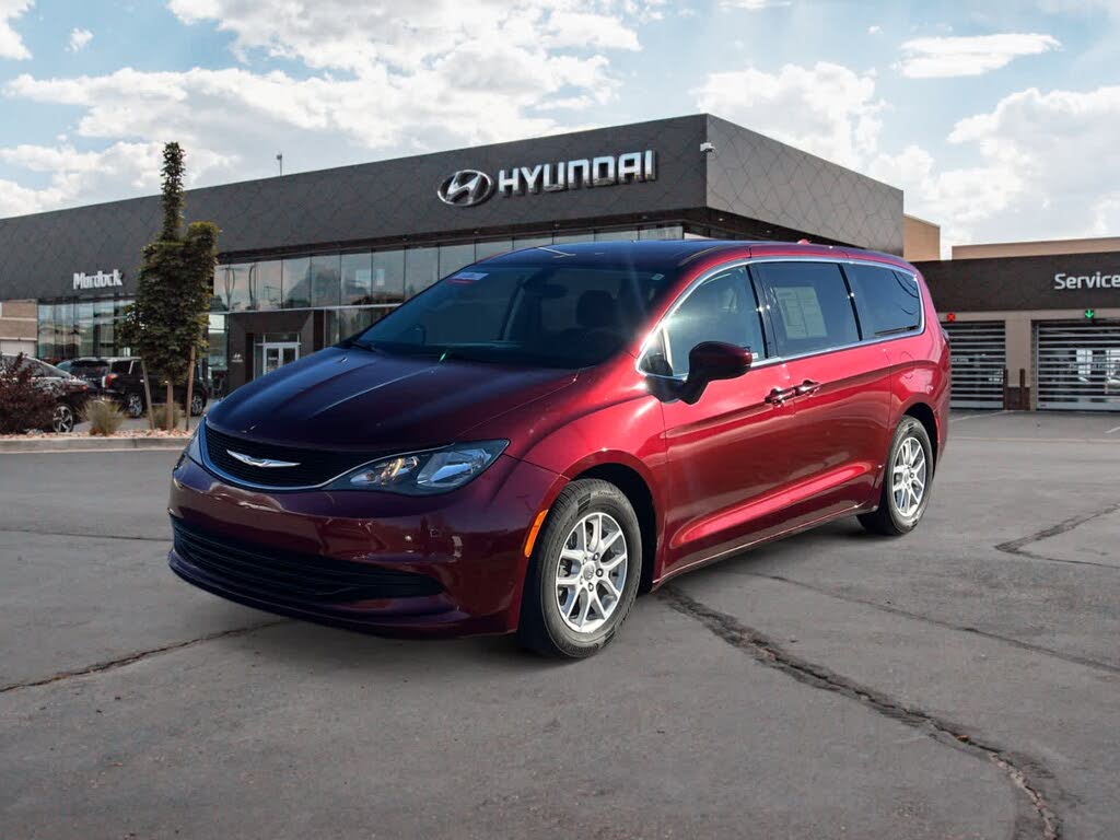 2017 Chrysler Pacifica Touring FWD
