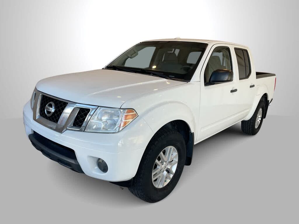 2017 Nissan Frontier SV V6 Crew Cab 4WD