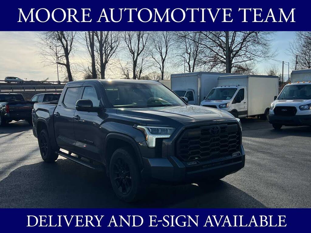 2024 Toyota Tundra Limited CrewMax Cab 4WD