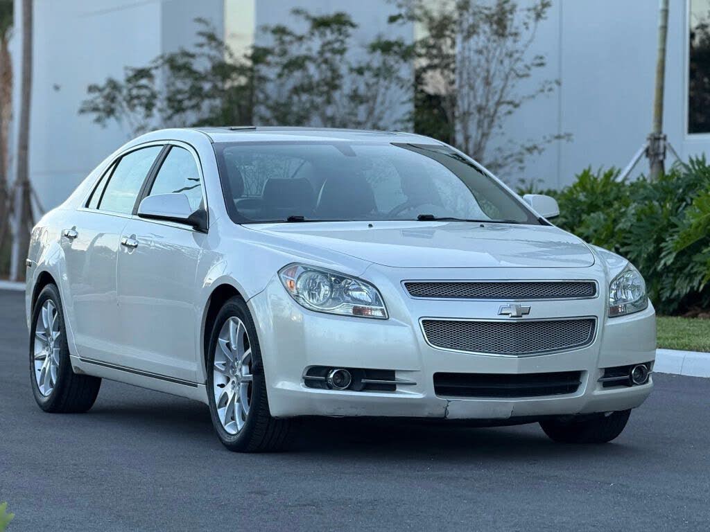 2010 Chevrolet Malibu LTZ FWD