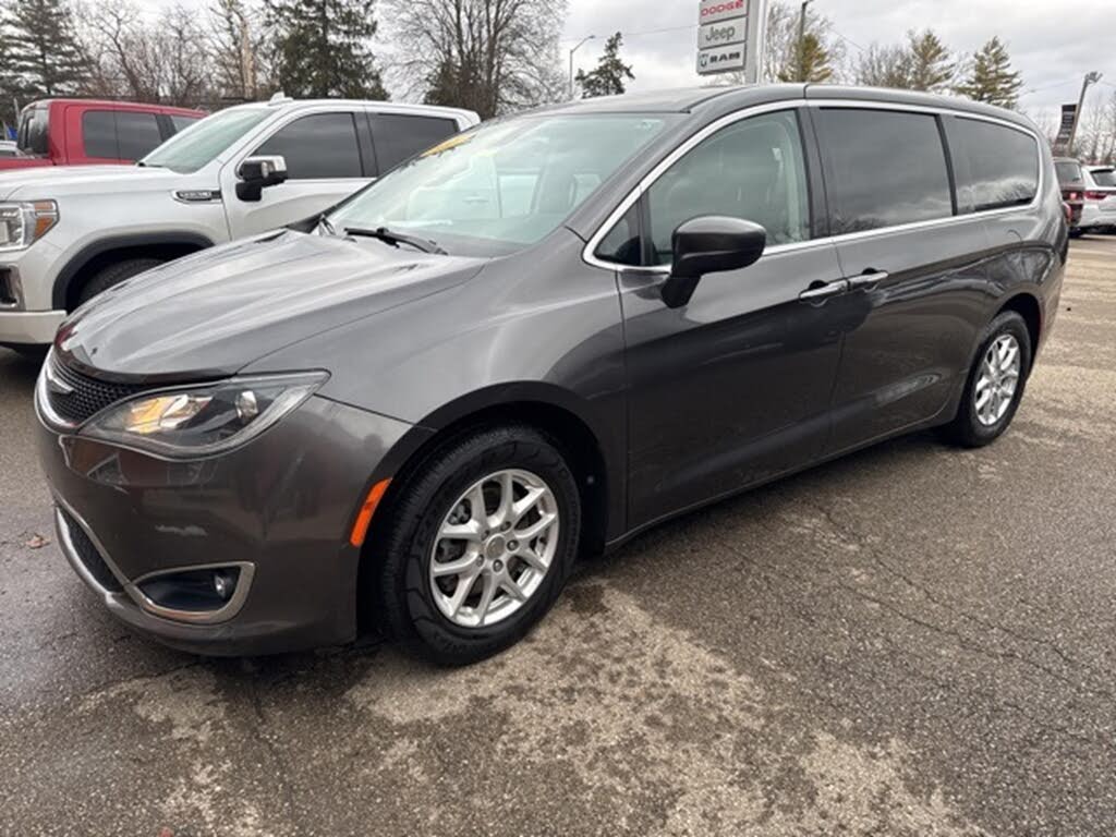 2017 Chrysler Pacifica Touring L FWD