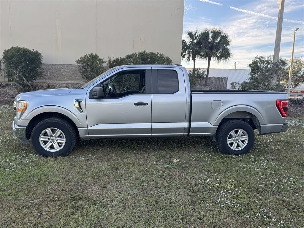 2021 Ford F-150 XLT SuperCab RWD