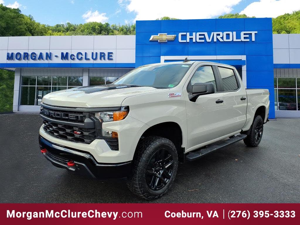 2026 Chevrolet Silverado 1500 Custom Trail Boss Crew Cab 4WD