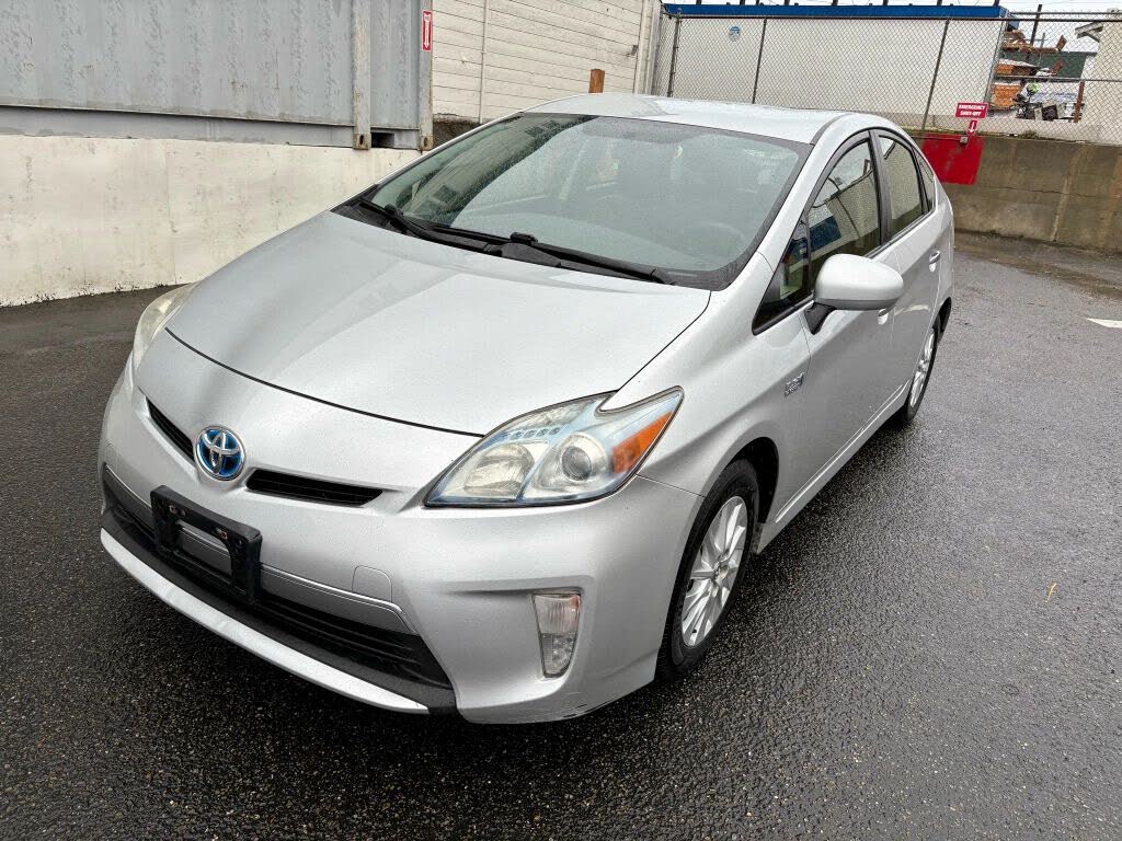 2012 Toyota Prius Plug-In Hybrid Advanced