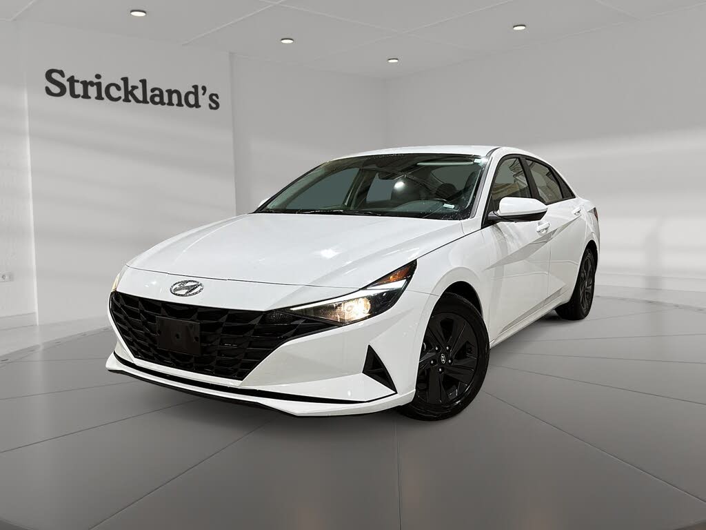 2023 Hyundai Elantra Preferred FWD