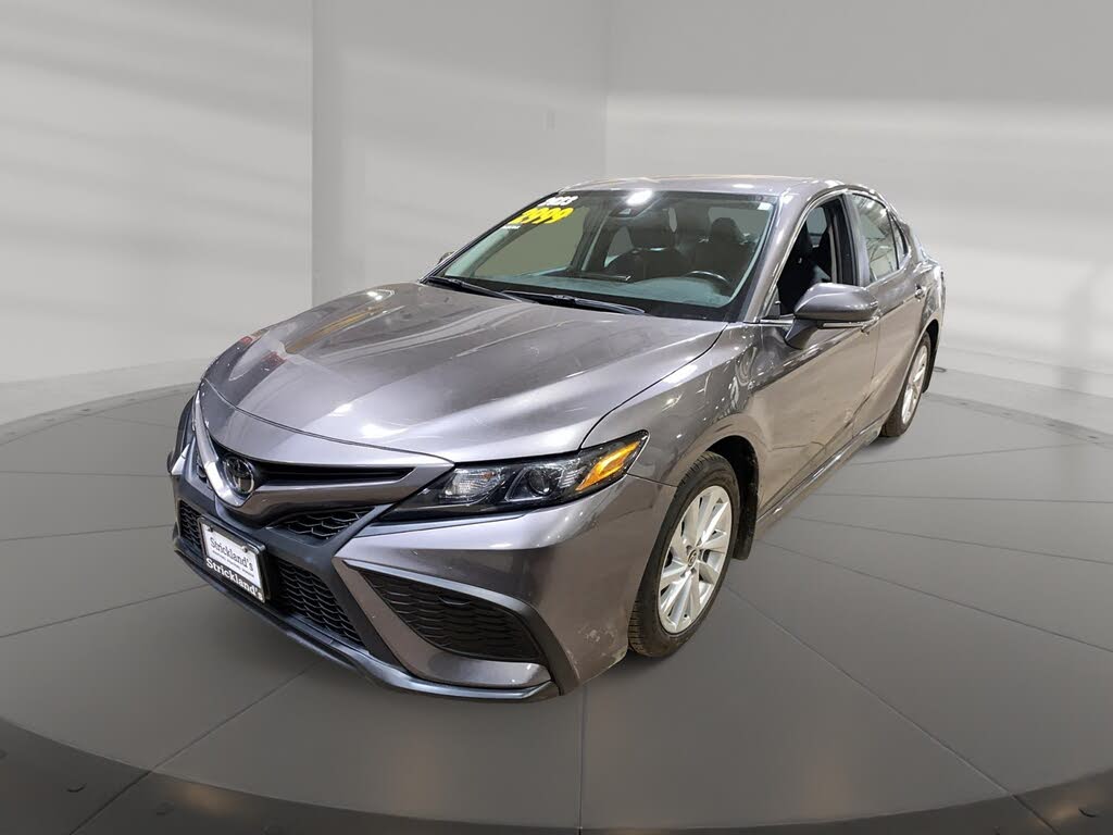 Toyota Camry SE FWD 2023