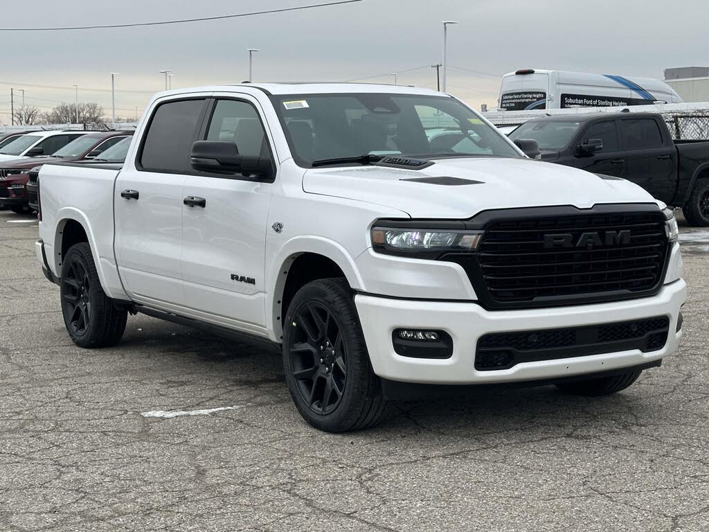2026 RAM 1500 Laramie Crew Cab 4WD
