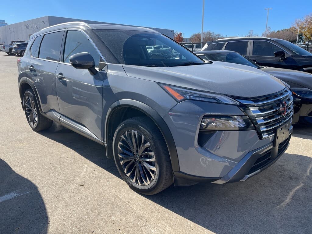 2025 Nissan Rogue SL FWD