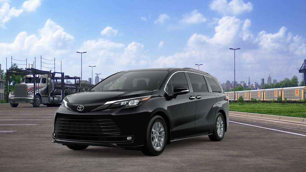 2026 Toyota Sienna XLE 7-Passenger FWD