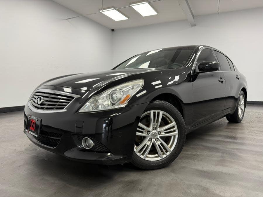 2011 INFINITI G37 x Sedan AWD