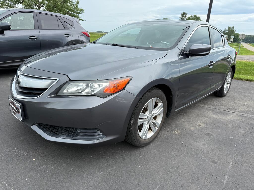 2013 Acura ILX 2.0L FWD