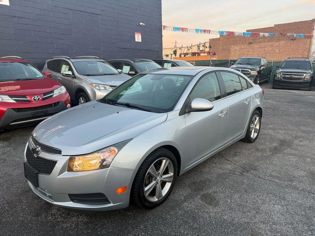2012 Chevrolet Cruze 2LT Sedan FWD