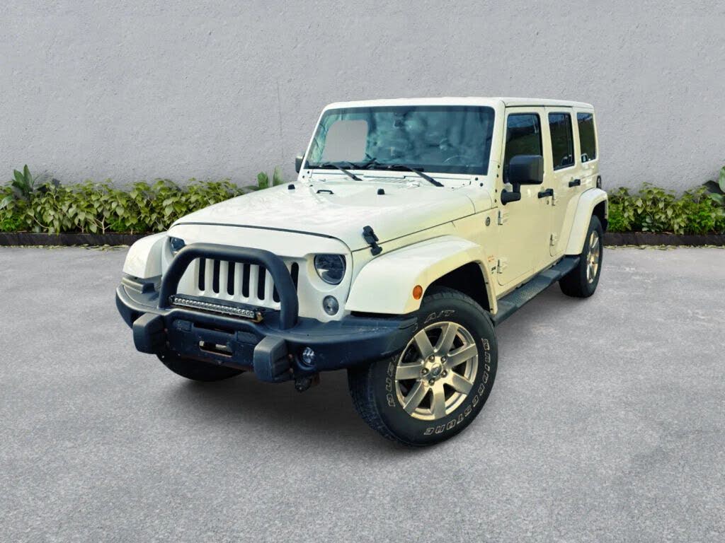 2015 Jeep Wrangler Unlimited Sahara 4WD