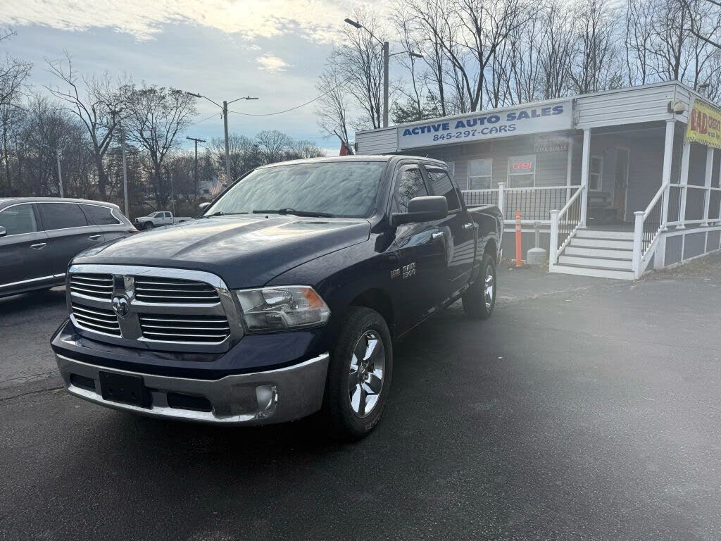 2015 RAM 1500 Big Horn Crew Cab 4WD