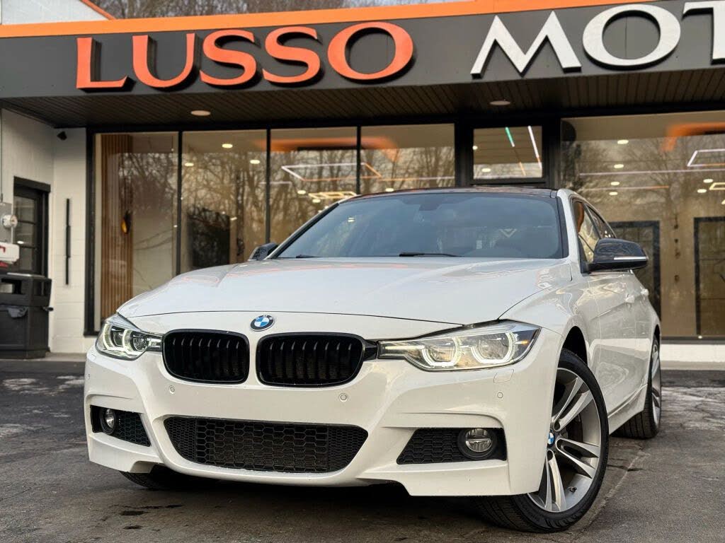 2017 BMW 3 Series 330i xDrive Sedan AWD