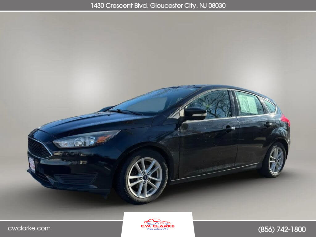 2017 Ford Focus SE Hatchback