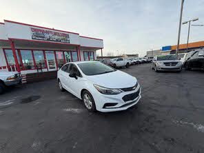 Chevrolet Cruze LT Sedan FWD