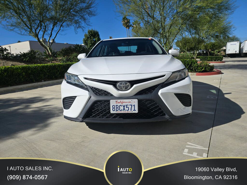2018 Toyota Camry SE