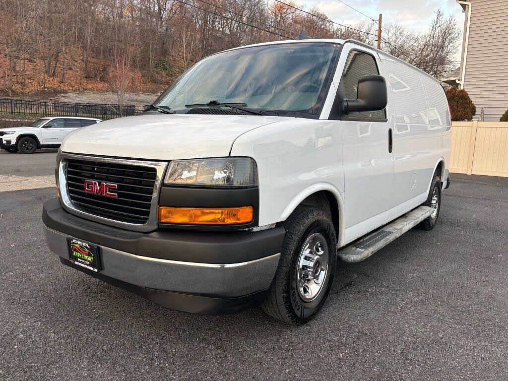 2019 GMC Savana Cargo 2500 RWD