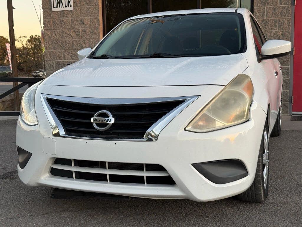 2019 Nissan Versa S Plus FWD
