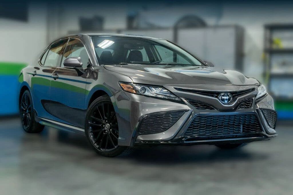 2021 Toyota Camry XSE FWD