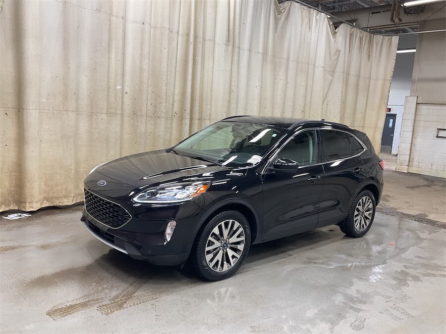 Ford Escape Titanium AWD 2022