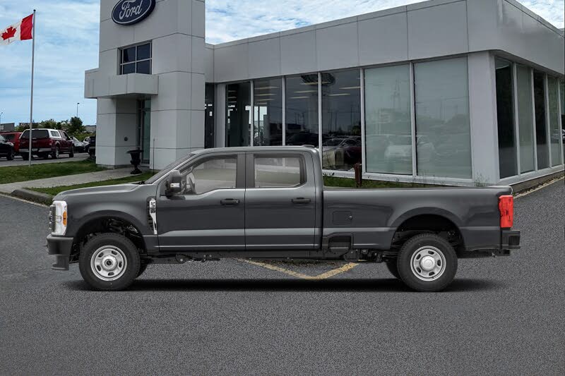 2026 Ford F-350 Super Duty Lariat Crew Cab 4WD