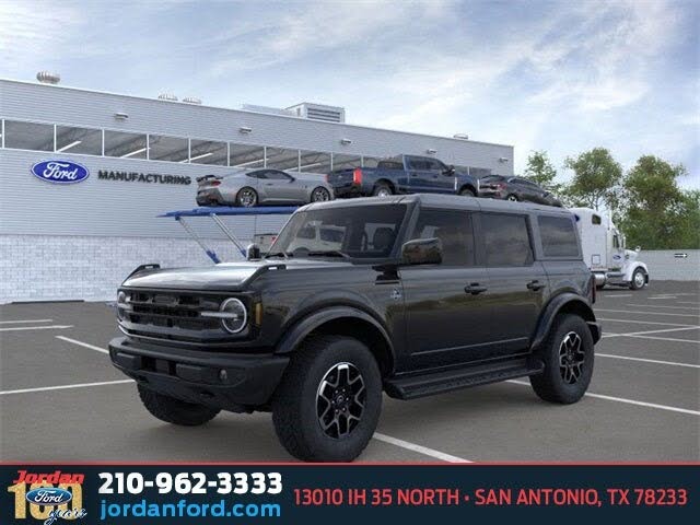 2025 Ford Bronco Outer Banks 4-Door 4WD