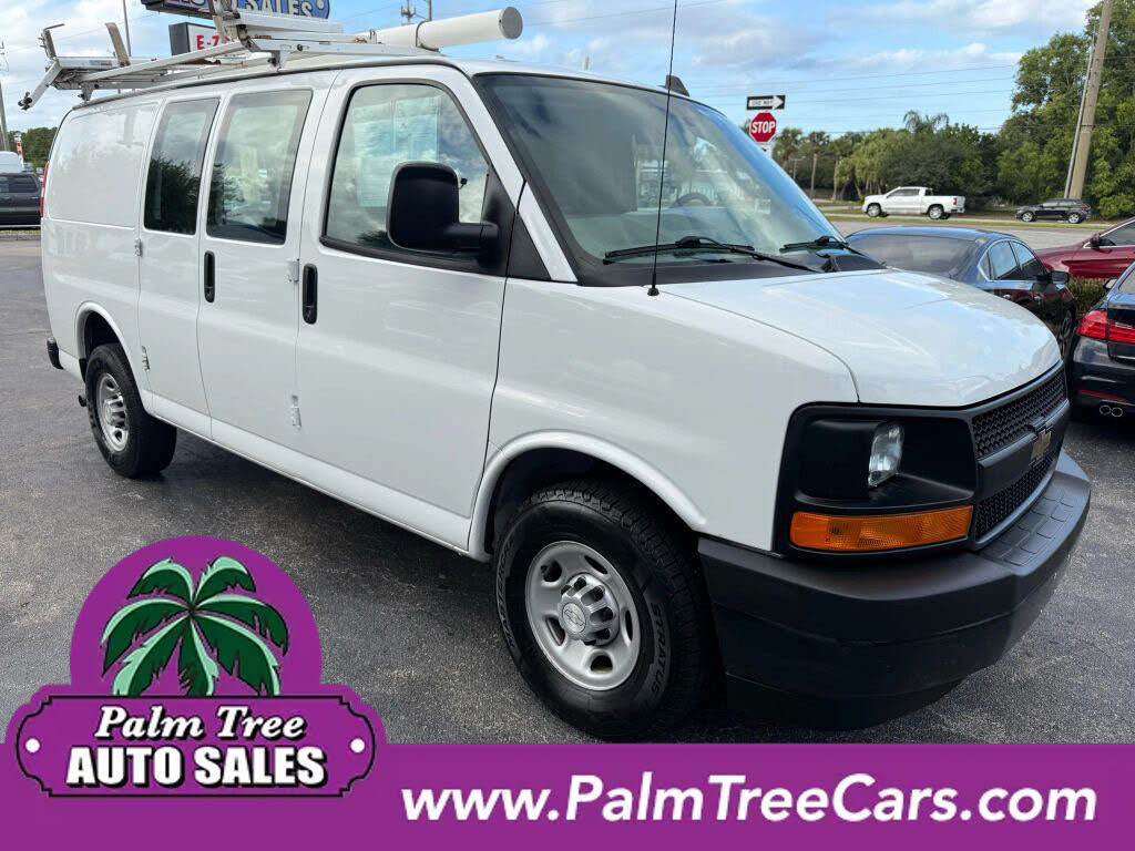 2017 Chevrolet Express Cargo 2500 RWD