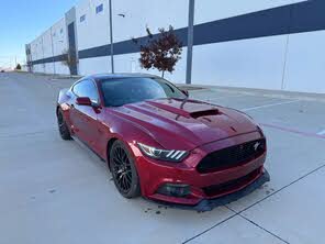 Ford Mustang GT Premium Coupe RWD