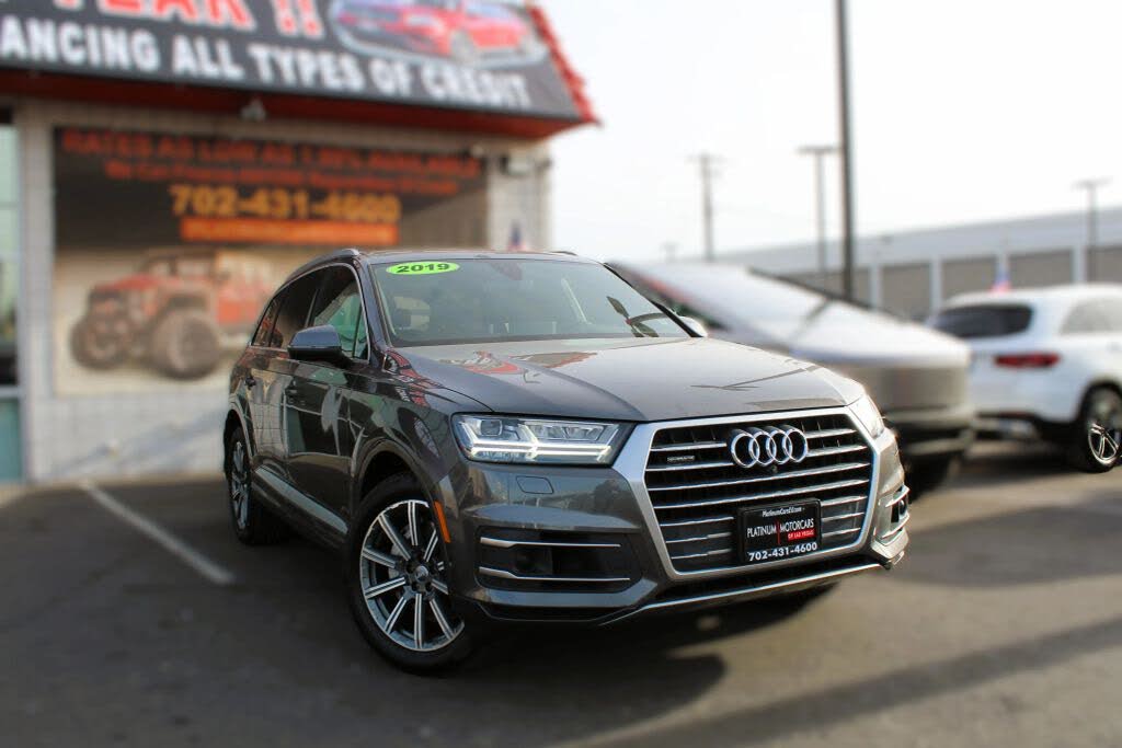 2019 Audi Q7 55 TFSI quattro Premium Plus