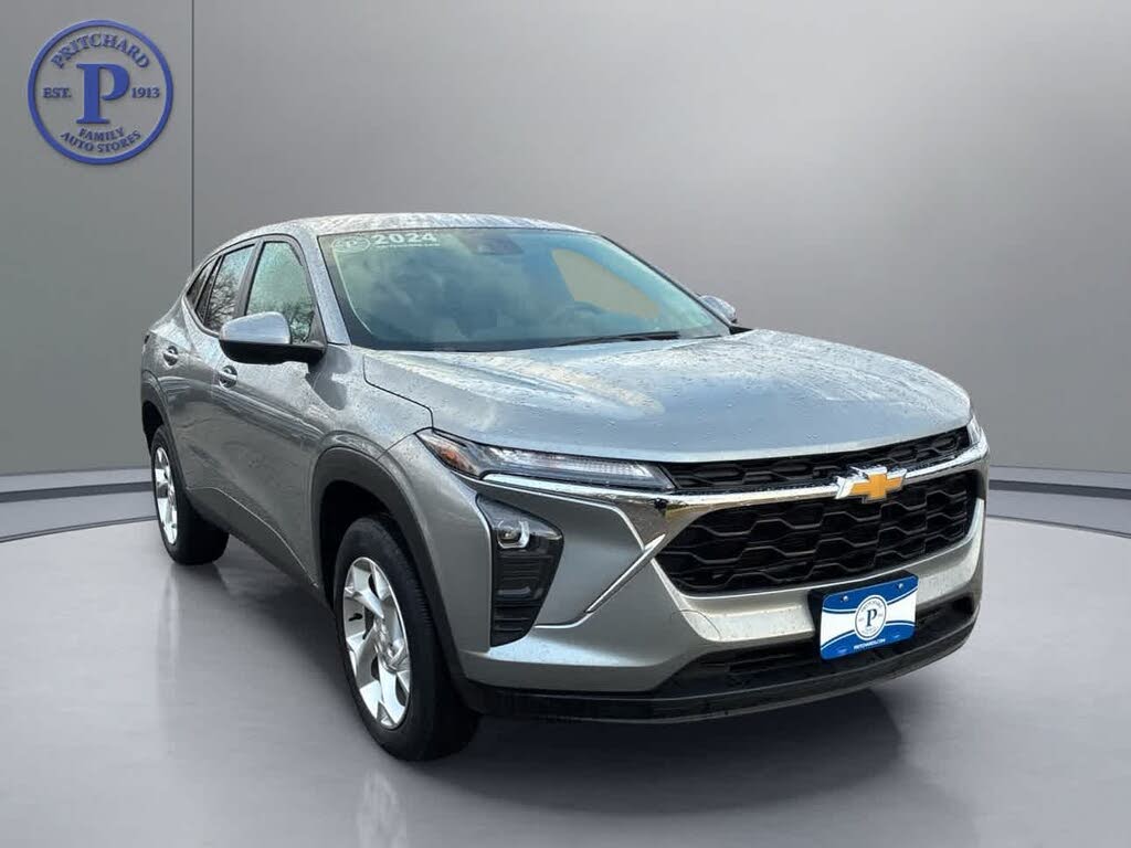 2024 Chevrolet Trax LS FWD