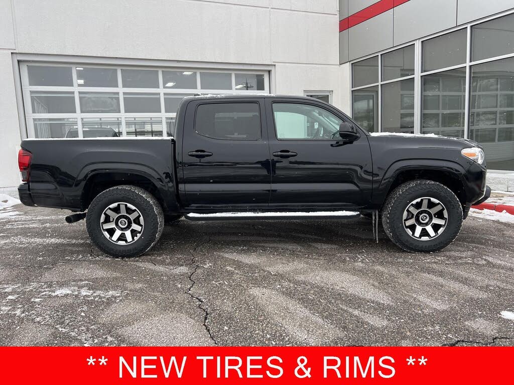 2022 Toyota Tacoma SR V6 Double Cab 4WD