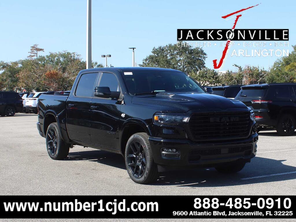2026 RAM 1500 Laramie Crew Cab 4WD