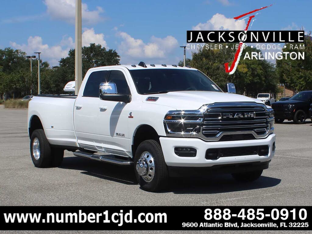 2026 RAM 3500 Laramie Crew Cab LB DRW 4WD