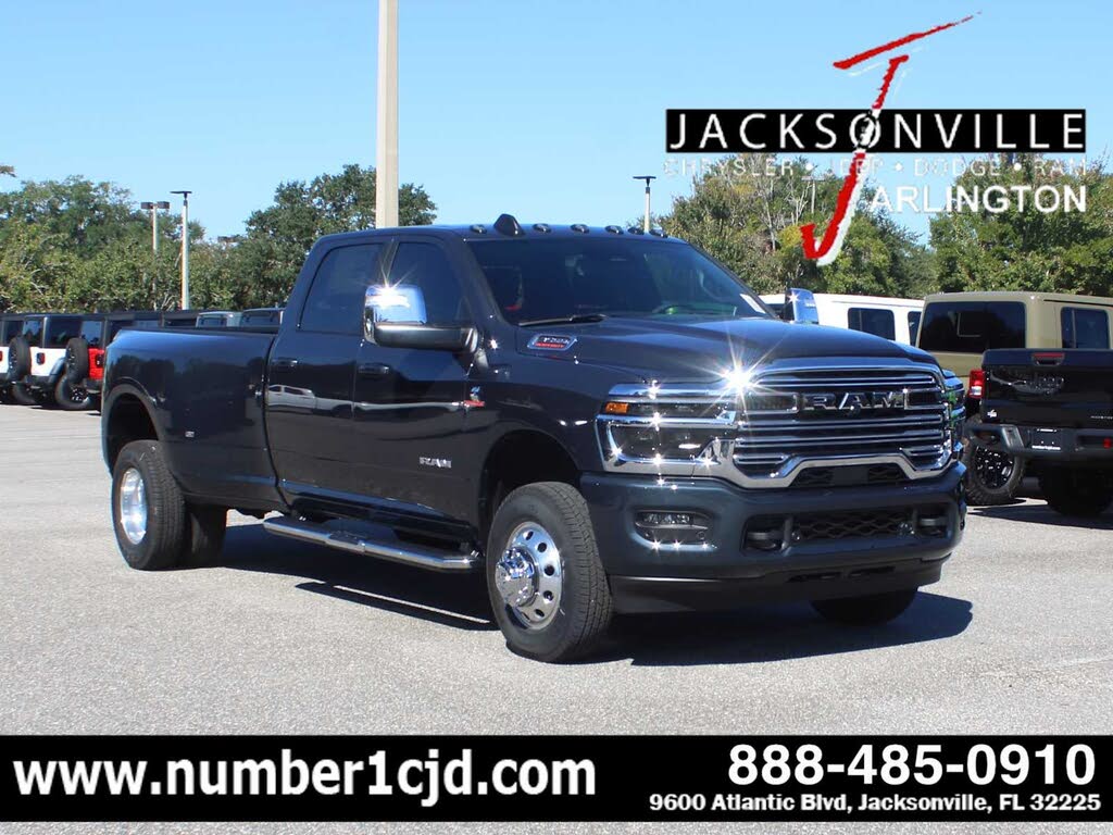 2026 RAM 3500 Laramie Crew Cab LB DRW 4WD
