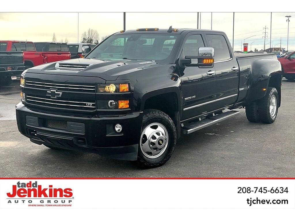 2017 Chevrolet Silverado 3500HD LTZ Crew Cab 4WD