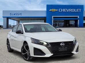 Nissan Altima 2.5 SR FWD