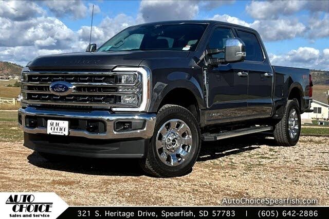 2025 Ford F-250 Super Duty Lariat Crew Cab 4WD