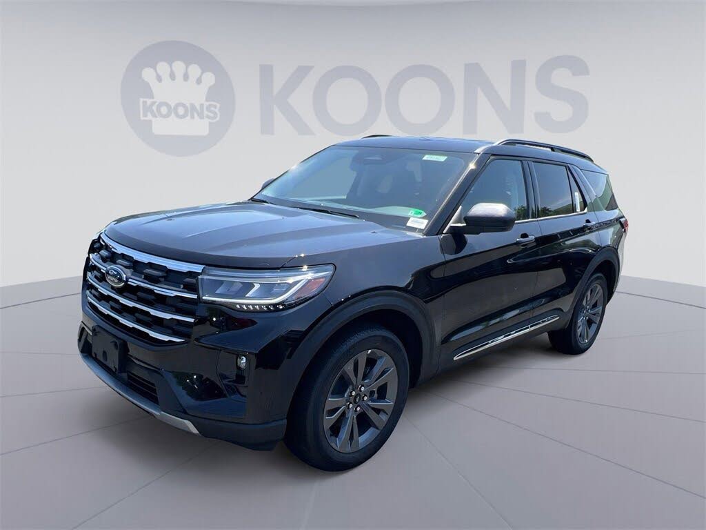 2025 Ford Explorer Active AWD
