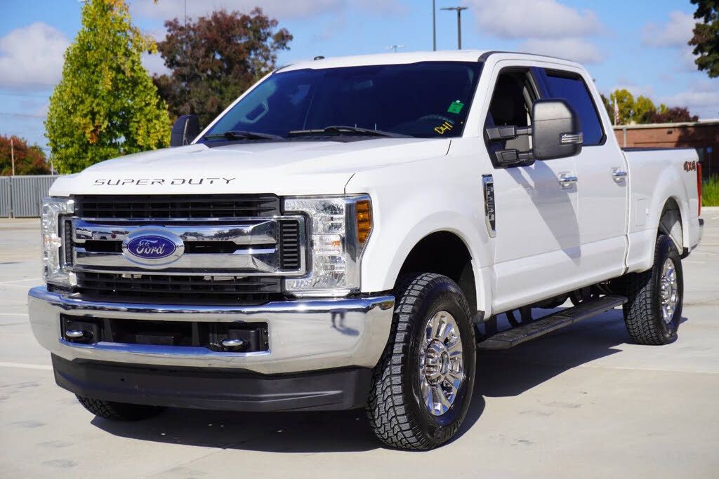 2019 Ford F-250 Super Duty XLT Crew Cab 4WD