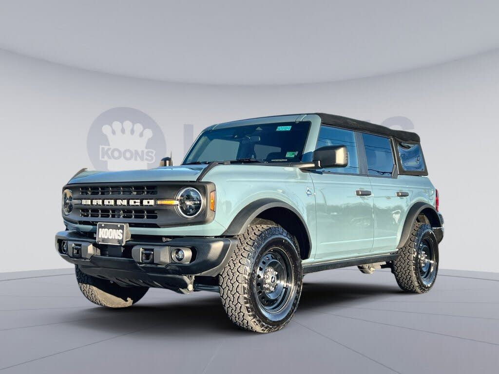 2023 Ford Bronco Black Diamond 4-Door 4WD