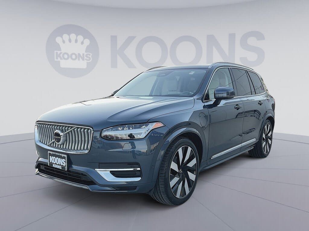 2023 Volvo XC90 Recharge T8 Ultimate Bright Theme 7-Passenger eAWD