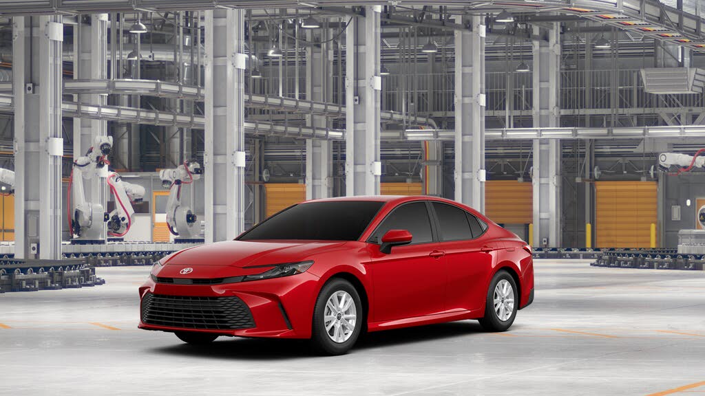 2026 Toyota Camry LE FWD