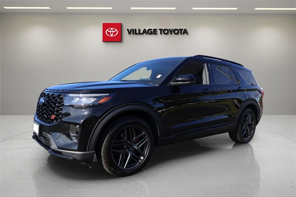 2025 Ford Explorer ST RWD