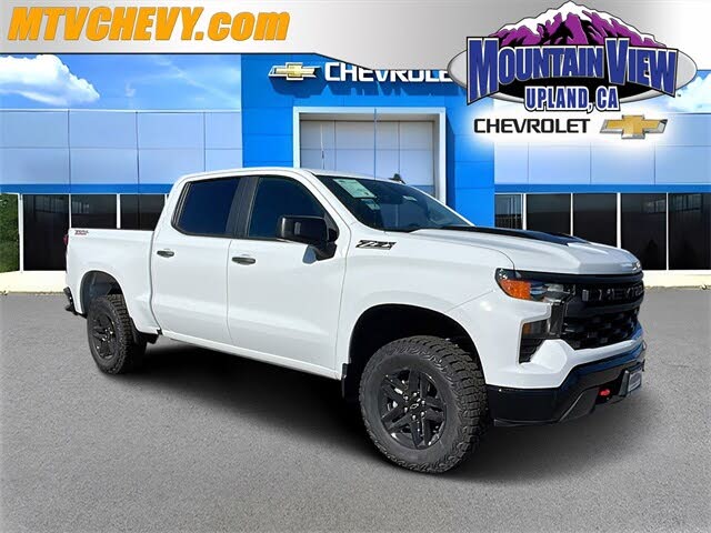 2026 Chevrolet Silverado 1500 Custom Trail Boss Crew Cab 4WD